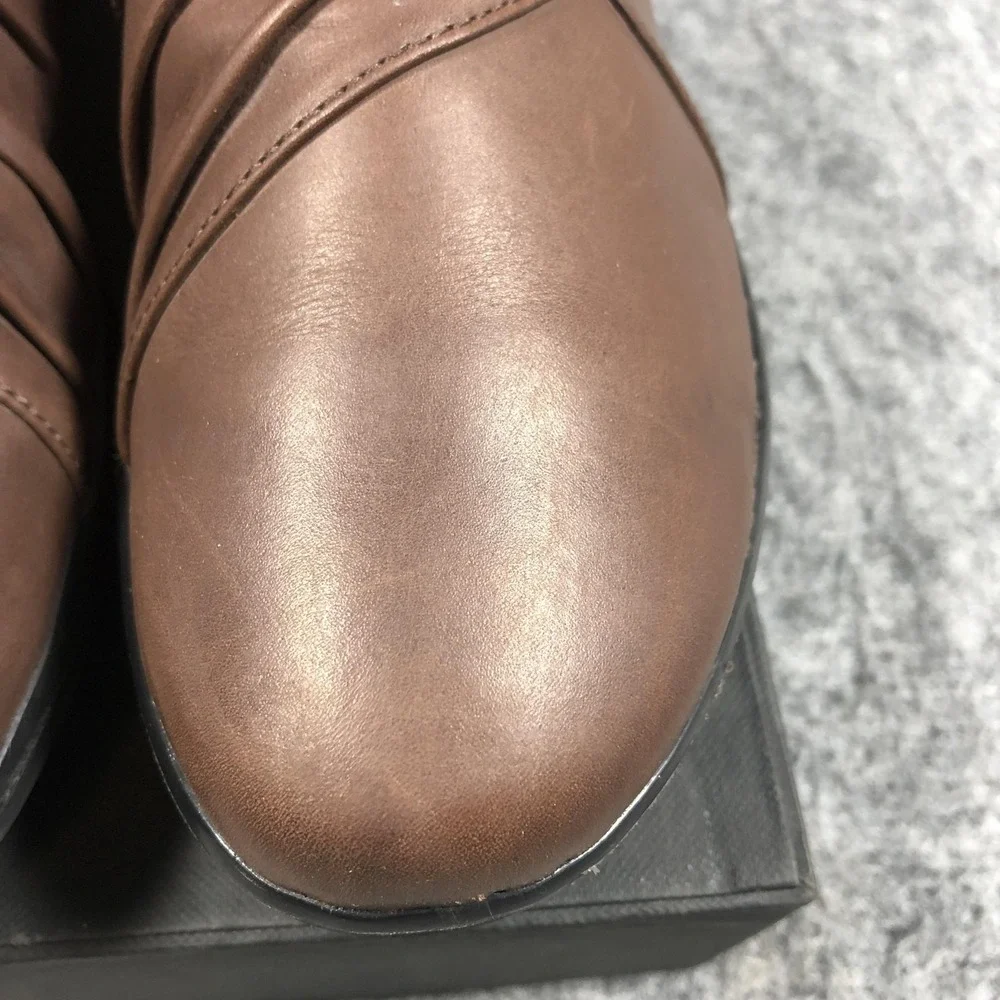 Clarks Collection Shoes Womens Size 7 Brown Leather Slip On Comfort Loafers